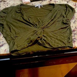 Crop top